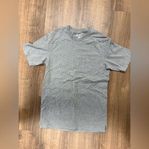Duluth Men’s Size Medium Gray Men's T-Shirt Slim Fit Long Tail